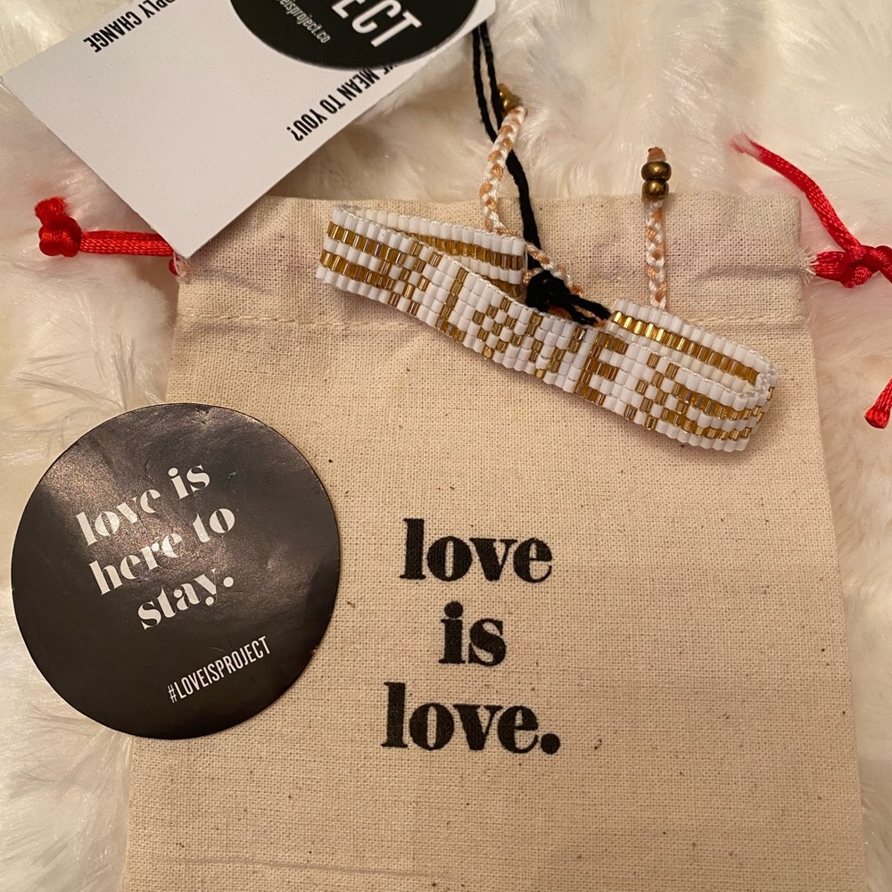 ❣️LOVEisPROJECT❣️Handmade Bracelets Spreading Love around the World🌟❤️
